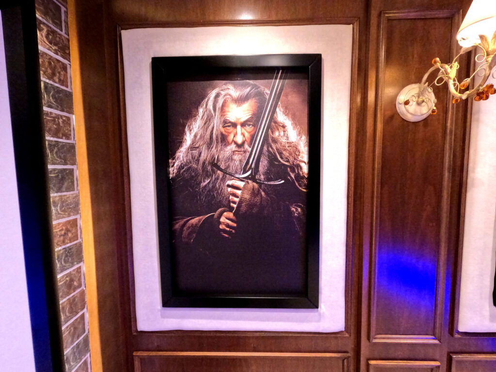Διακοσμητική κινηματογραφική αφίσα στο American Home Theater