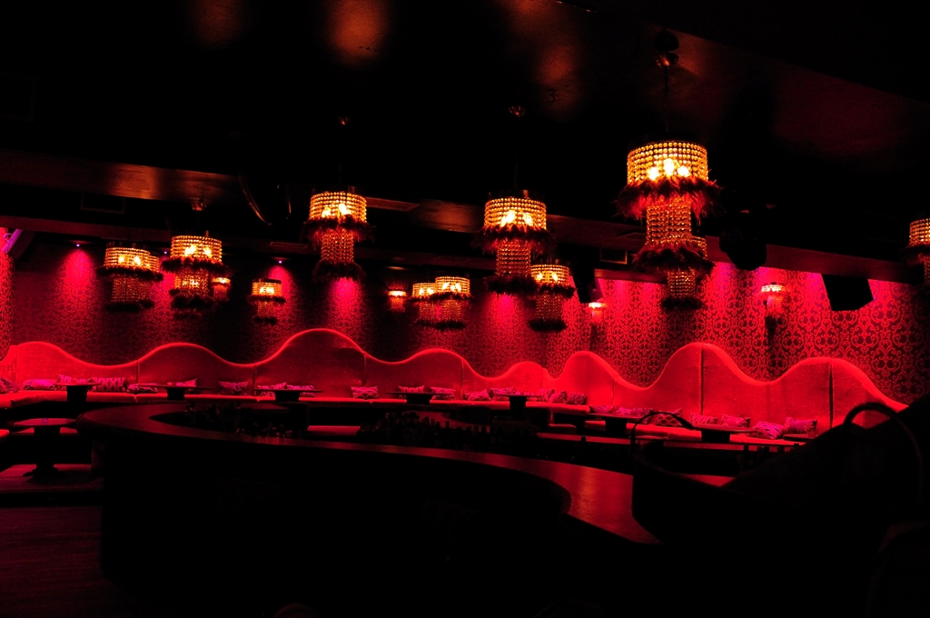Barouge — Smart DMX Lighting