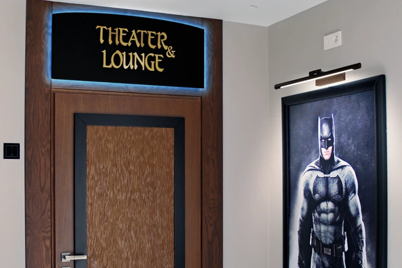 Είσοδος Theater & Lounge Είσοδος Theater & Lounge