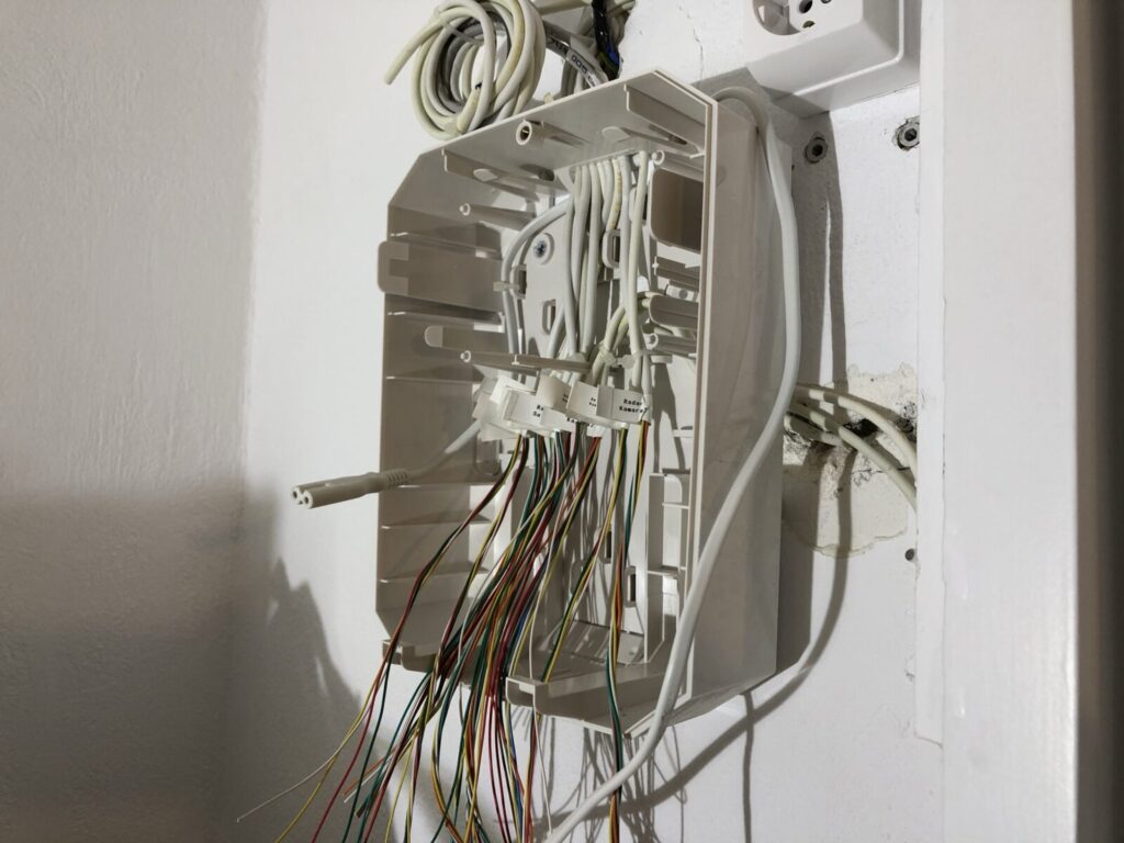 Έξυπνος συναγερμός AJAX σε μονοκατοικία / AJAX smart alarm in a detached home — 14